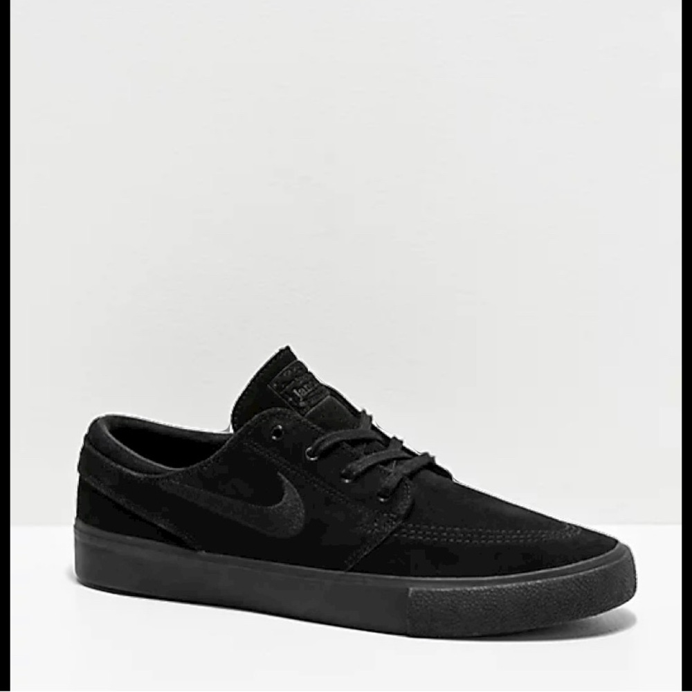 Black Men’s Nike Janoskis